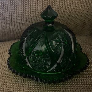 Vintage Kemple Emerald Green Yutec Fan & Star Pressed Glass Butter Dish Sawtooth